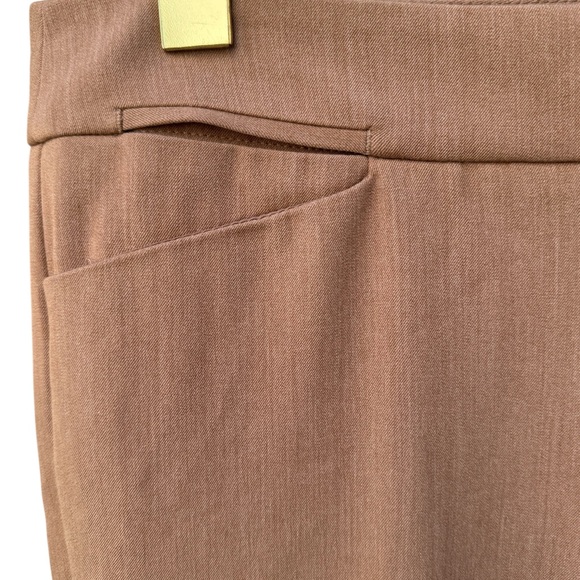 White House Black Market Tan Women's Trousers - Picture 4 of 7